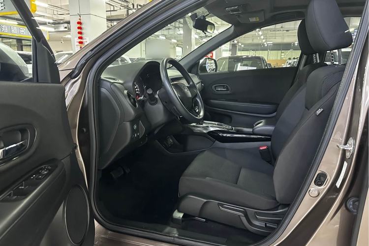 Used Honda XR-V 2021 220TURBO CVT Comfort Version Interior 2