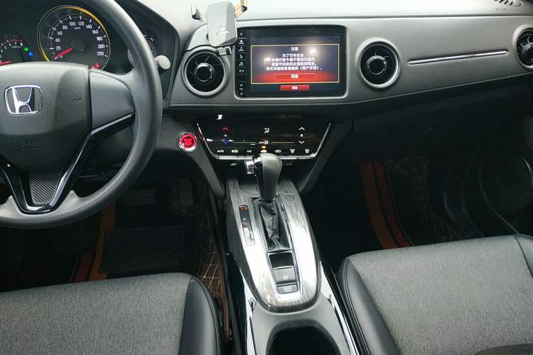 Used Honda XR-V 2021 220TURBO CVT Luxury Edition Audio And AC Panel