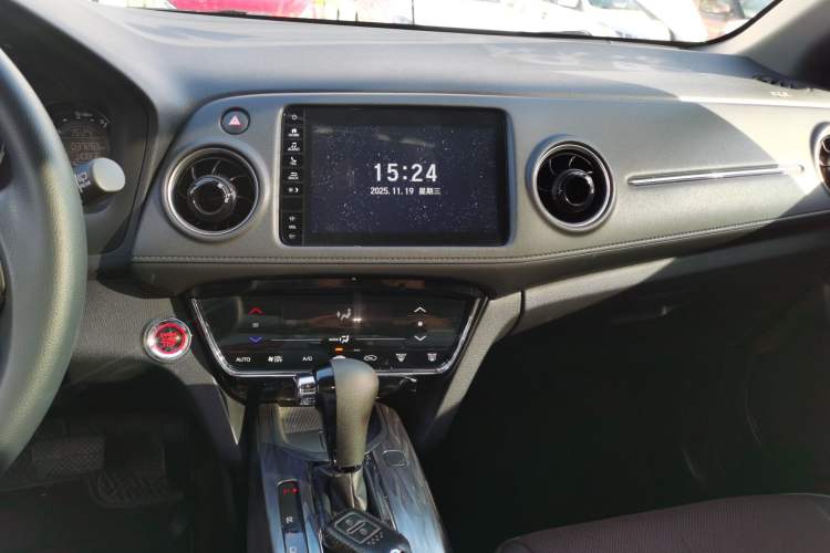 Used Honda XR-V 2021 220TURBO CVT Luxury Edition Audio And AC Panel