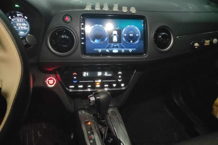 Used Honda XR-V 2021 220TURBO CVT Luxury Edition Audio And AC Panel