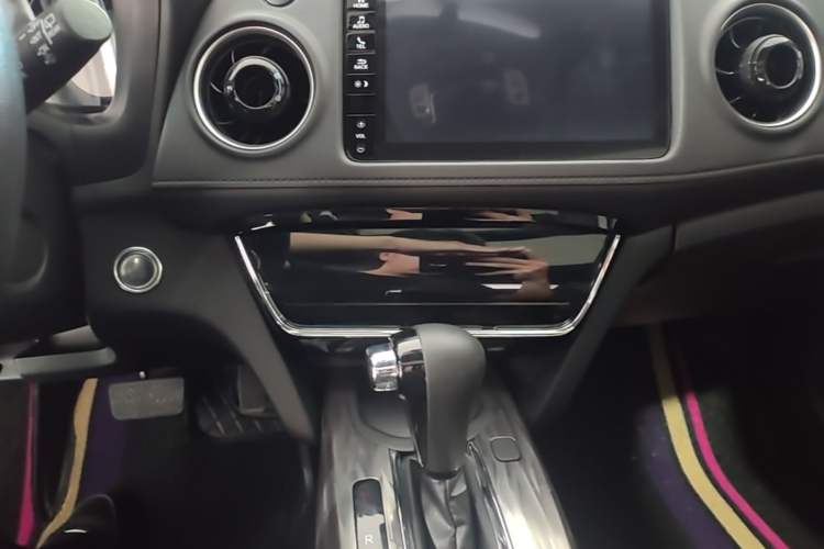 Used Honda XR-V 2021 220TURBO CVT Comfort Version Audio And AC Panel