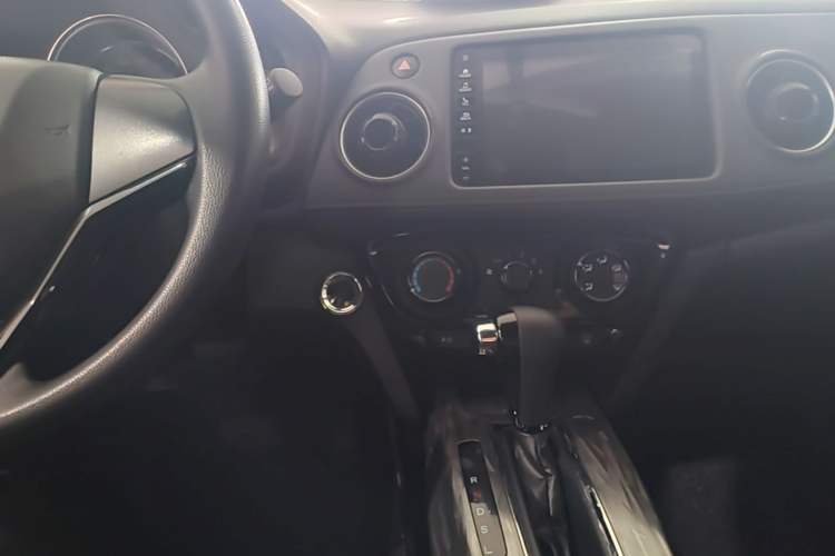 Used Honda XR-V 2021 1.5L CVT Comfort Version Center Console