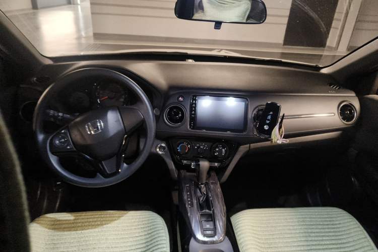 Used Honda XR-V 2021 1.5L CVT Comfort Version Center Console