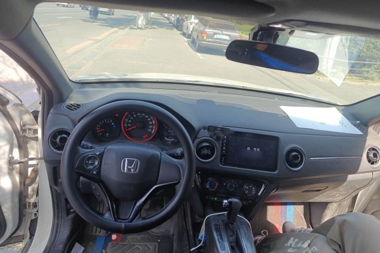 Used Honda XR-V 2021 1.5L CVT Comfort Version Center Console
