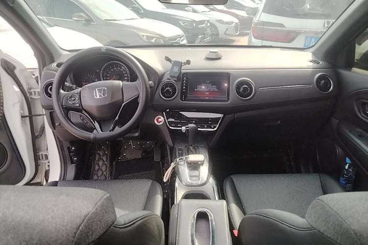 Used Honda XR-V 2021 220TURBO CVT Luxury Edition Center Console