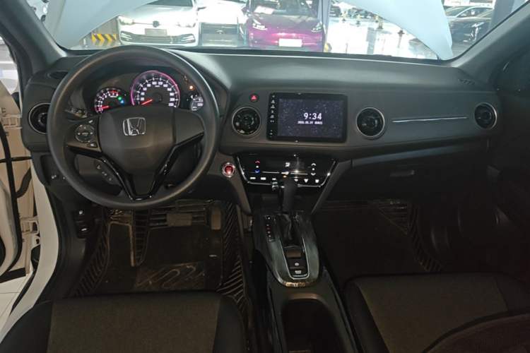 Used Honda XR-V 2021 220TURBO CVT Luxury Edition Center Console