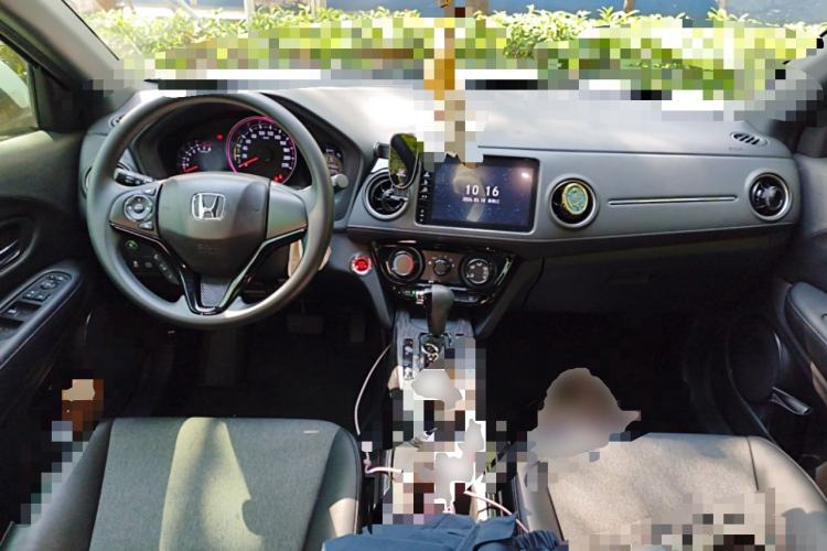 Used Honda XR-V 2021 1.5L CVT Comfort Version Center Console