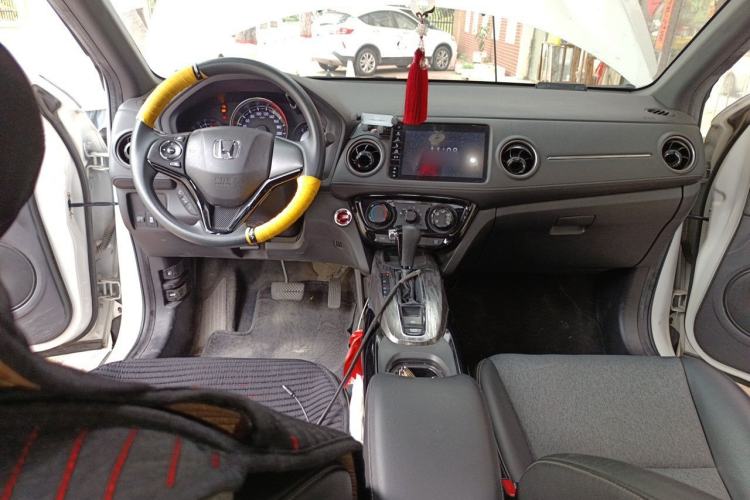 Used Honda XR-V 2021 1.5L CVT Comfort Version Center Console