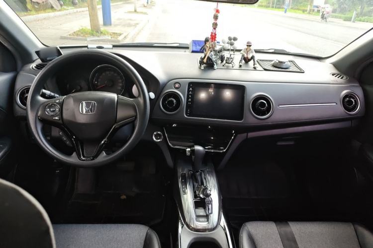 Used Honda XR-V 2021 220TURBO CVT Luxury Edition Center Console
