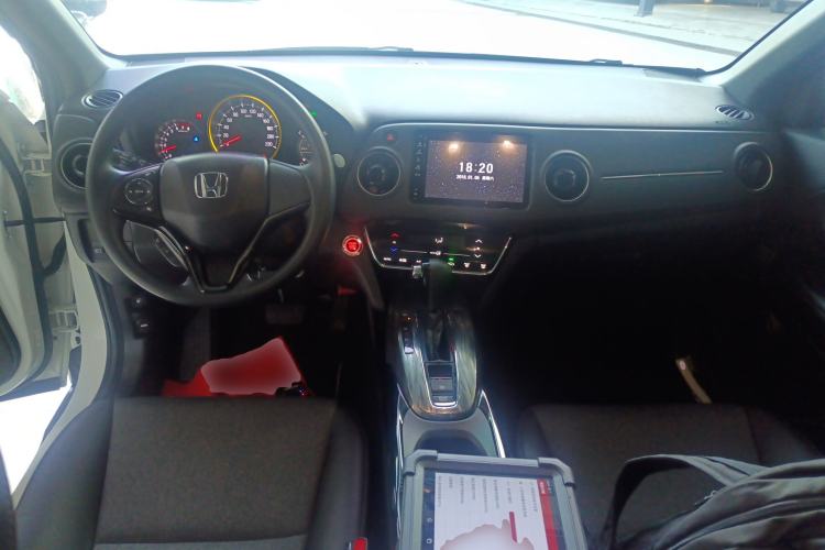 Used Honda XR-V 2021 220TURBO CVT Luxury Edition Center Console