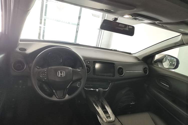 Used Honda XR-V 2021 220TURBO CVT Luxury Edition Center Console