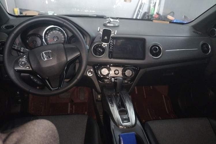 Used Honda XR-V 2021 1.5L CVT Comfort Version Center Console