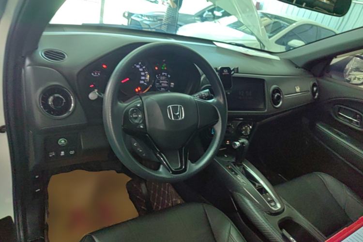 Used Honda XR-V 2021 1.5L CVT Luxury Edition Center Console