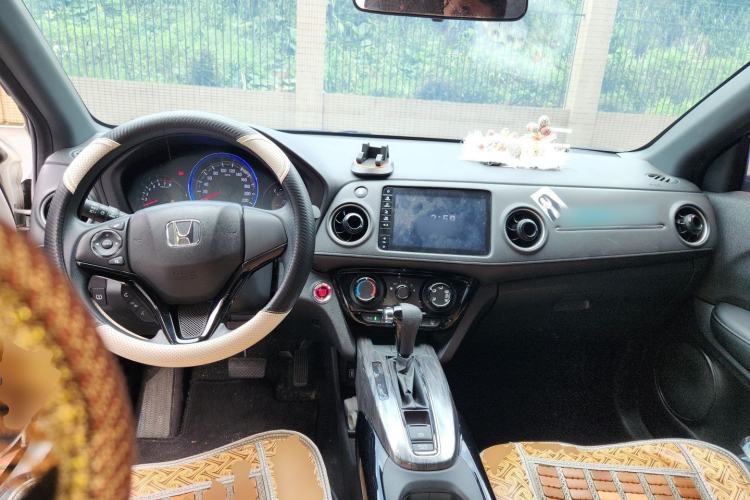 Used Honda XR-V 2021 1.5L CVT Comfort Version Center Console
