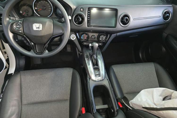 Used Honda XR-V 2021 1.5L CVT Comfort Version Center Console
