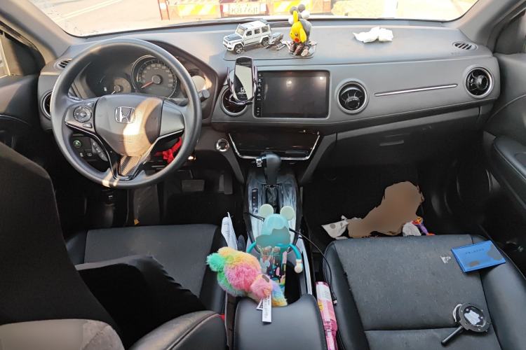 Used Honda XR-V 2021 220TURBO CVT Luxury Edition Center Console