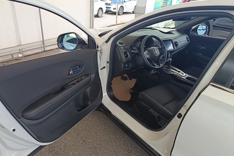 Used Honda XR-V 2021 1.5L CVT Classic Edition Driver Seat