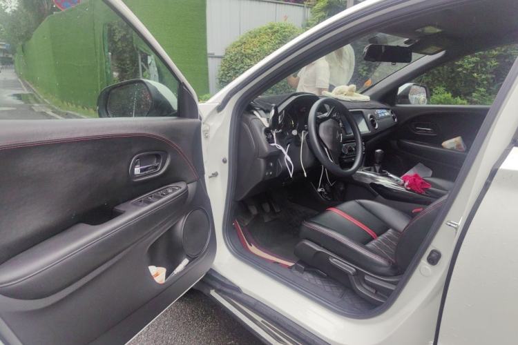 Used Honda XR-V 2021 1.5L Manual Classic Edition Driver Seat