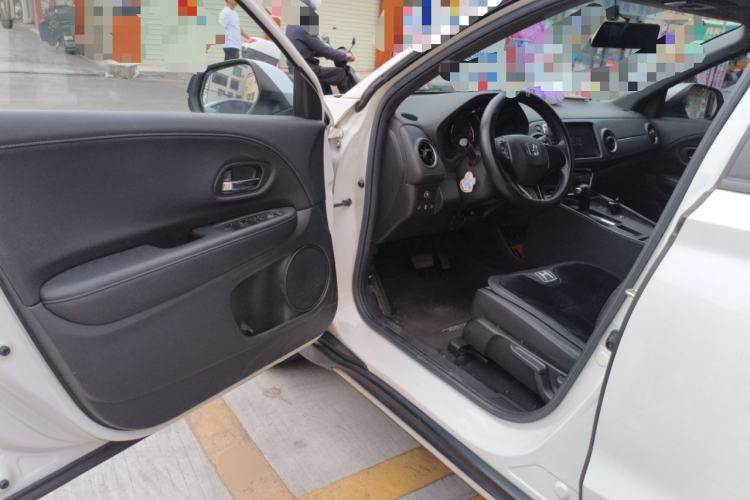 Used Honda XR-V 2021 220TURBO CVT Luxury Edition Driver Seat