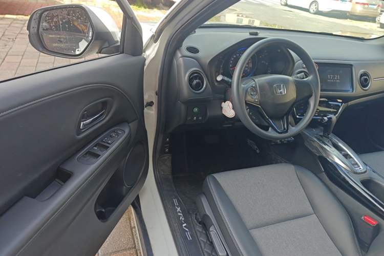 Used Honda XR-V 2021 220TURBO CVT Luxury Edition Driver Seat