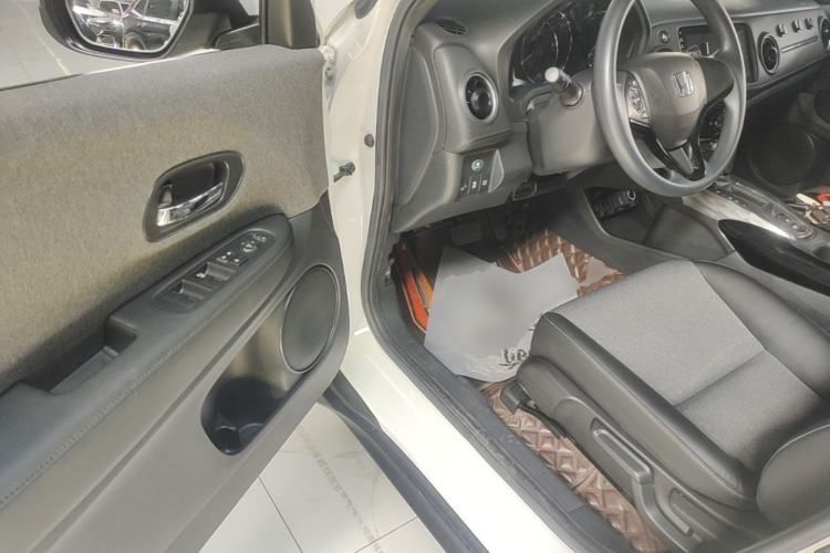 Used Honda XR-V 2021 1.5L CVT Comfort Version Driver Seat
