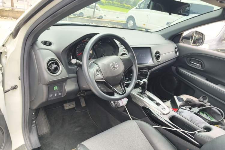 Used Honda XR-V 2021 220TURBO CVT Luxury Edition Driver Seat