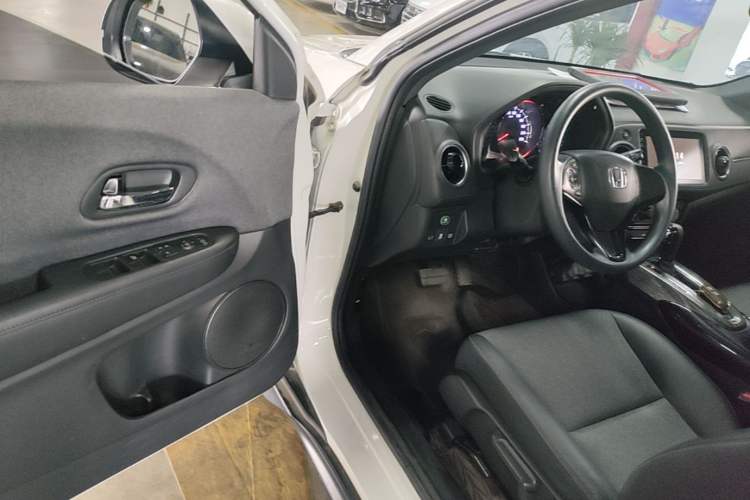 Used Honda XR-V 2021 1.5L CVT Comfort Version Driver Seat