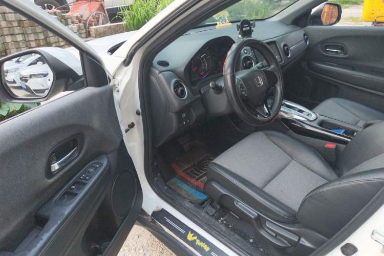 Used Honda XR-V 2021 1.5L CVT Comfort Version Driver Seat