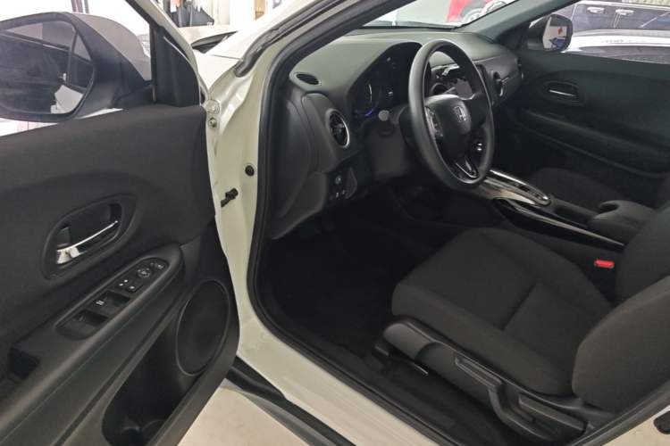 Used Honda XR-V 2021 1.5L CVT Classic Edition Driver Seat