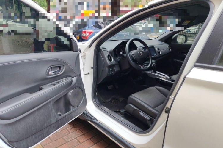 Used Honda XR-V 2021 220TURBO CVT Luxury Edition Driver Seat
