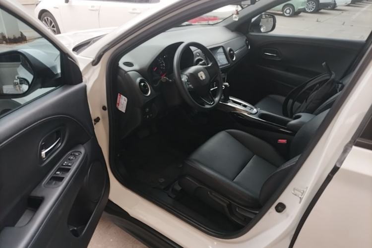 Used Honda XR-V 2021 220TURBO CVT Luxury Edition Driver Seat