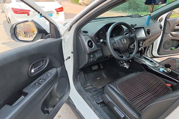 Used Honda XR-V 2021 1.5L CVT Classic Edition Driver Seat