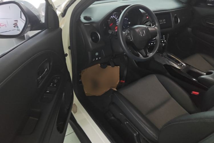 Used Honda XR-V 2021 220TURBO CVT Luxury Edition Driver Seat