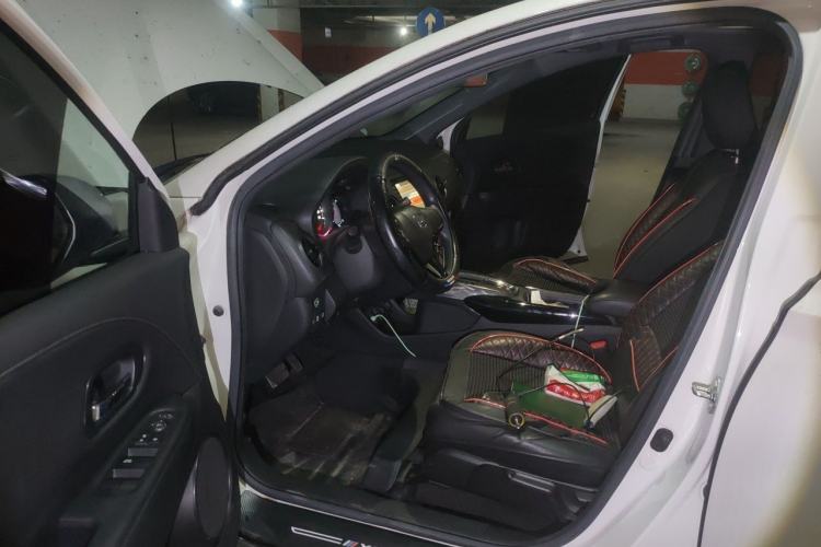 Used Honda XR-V 2021 220TURBO CVT Luxury Edition Driver Seat