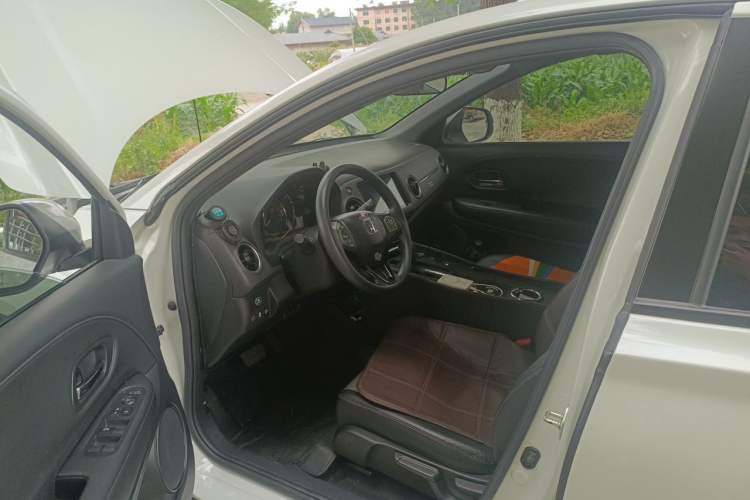 Used Honda XR-V 2021 220TURBO CVT Luxury Edition Driver Seat
