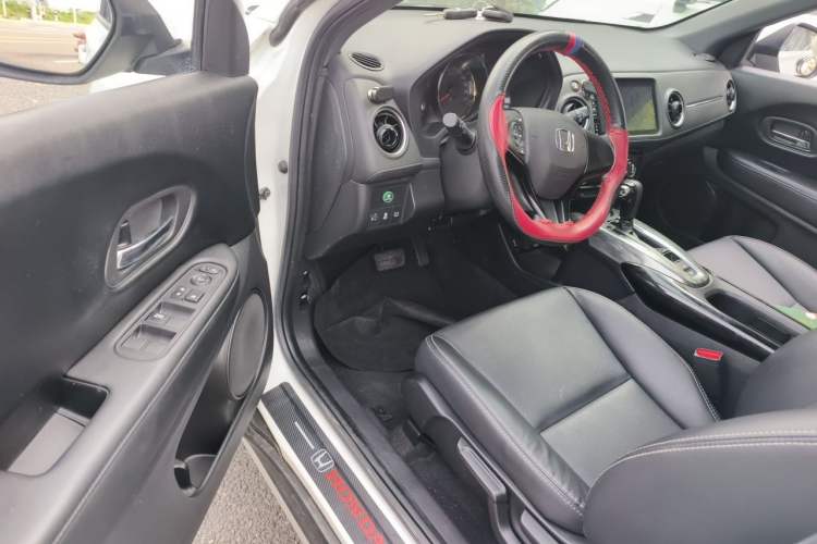 Used Honda XR-V 2021 1.5L CVT Classic Edition Driver Seat