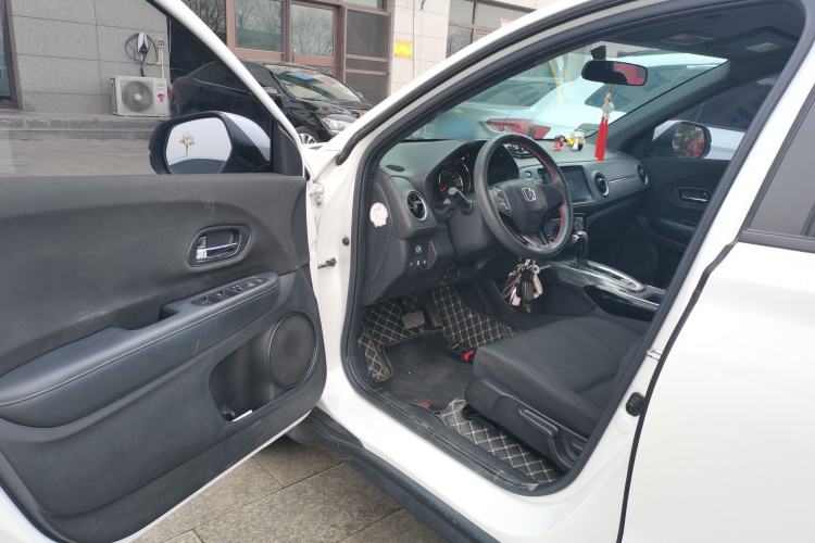 Used Honda XR-V 2021 1.5L CVT Classic Edition Driver Seat