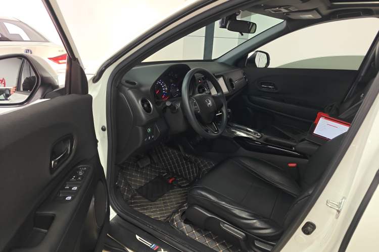 Used Honda XR-V 2021 220TURBO CVT Comfort Version Driver Seat