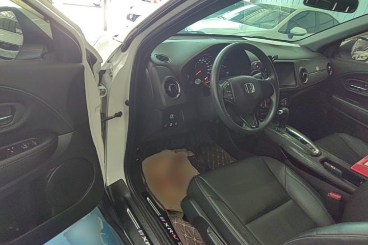 Used Honda XR-V 2021 1.5L CVT Luxury Edition Driver Seat