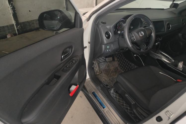 Used Honda XR-V 2021 1.5L CVT Classic Edition Driver Seat
