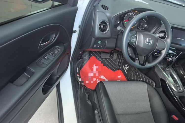 Used Honda XR-V 2021 220TURBO CVT Luxury Edition Driver Seat