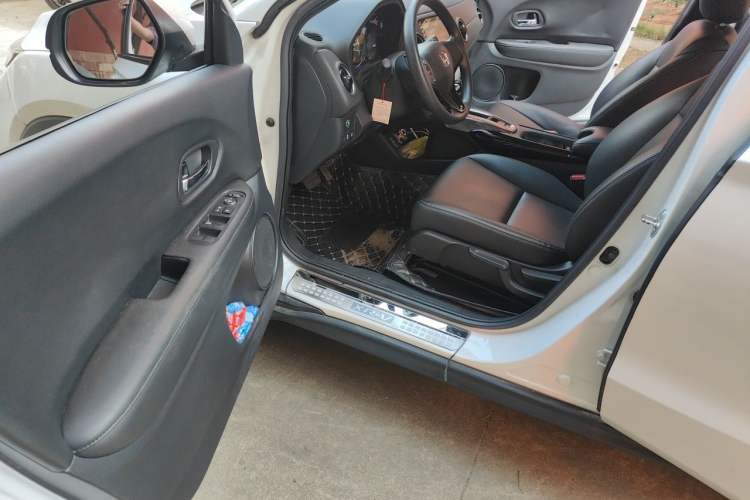 Used Honda XR-V 2021 1.5L CVT Classic Edition Driver Seat
