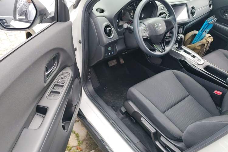 Used Honda XR-V 2021 1.5L CVT Classic Edition Driver Seat