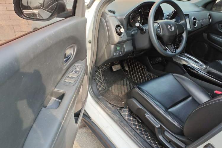 Used Honda XR-V 2021 1.5L CVT Comfort Version Driver Seat