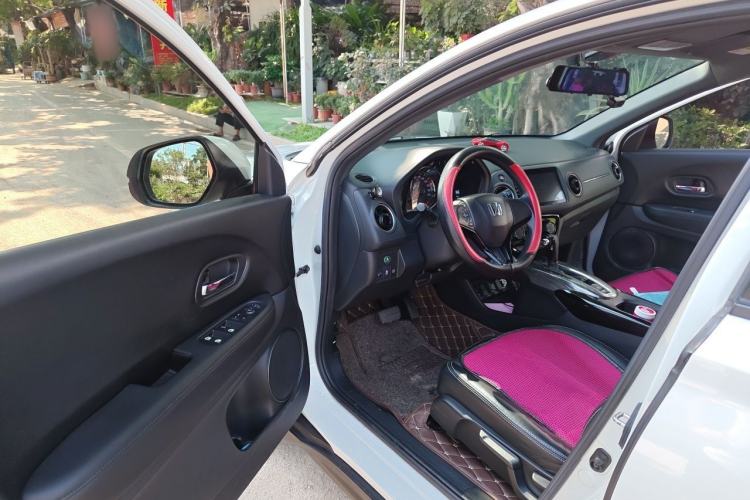 Used Honda XR-V 2021 1.5L CVT Classic Edition Driver Seat