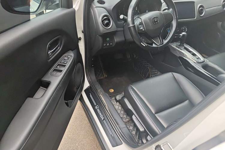 Used Honda XR-V 2021 1.5L CVT Classic Edition Driver Seat