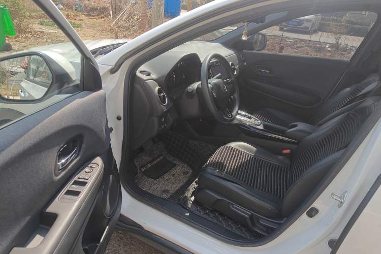 Used Honda XR-V 2021 1.5L CVT Comfort Version Driver Seat