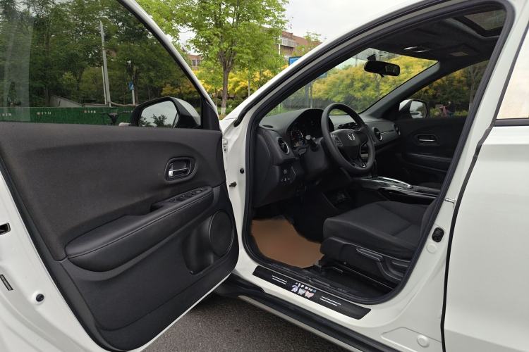 Used Honda XR-V 2021 220TURBO CVT Comfort Version Driver Seat