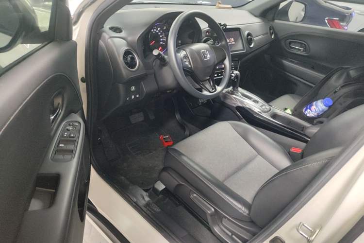 Used Honda XR-V 2021 220TURBO CVT Luxury Edition Driver Seat