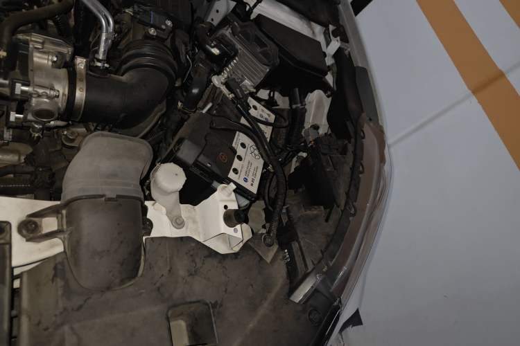Used Honda XR-V 2021 1.5L CVT Luxury Edition Engine Bay Left